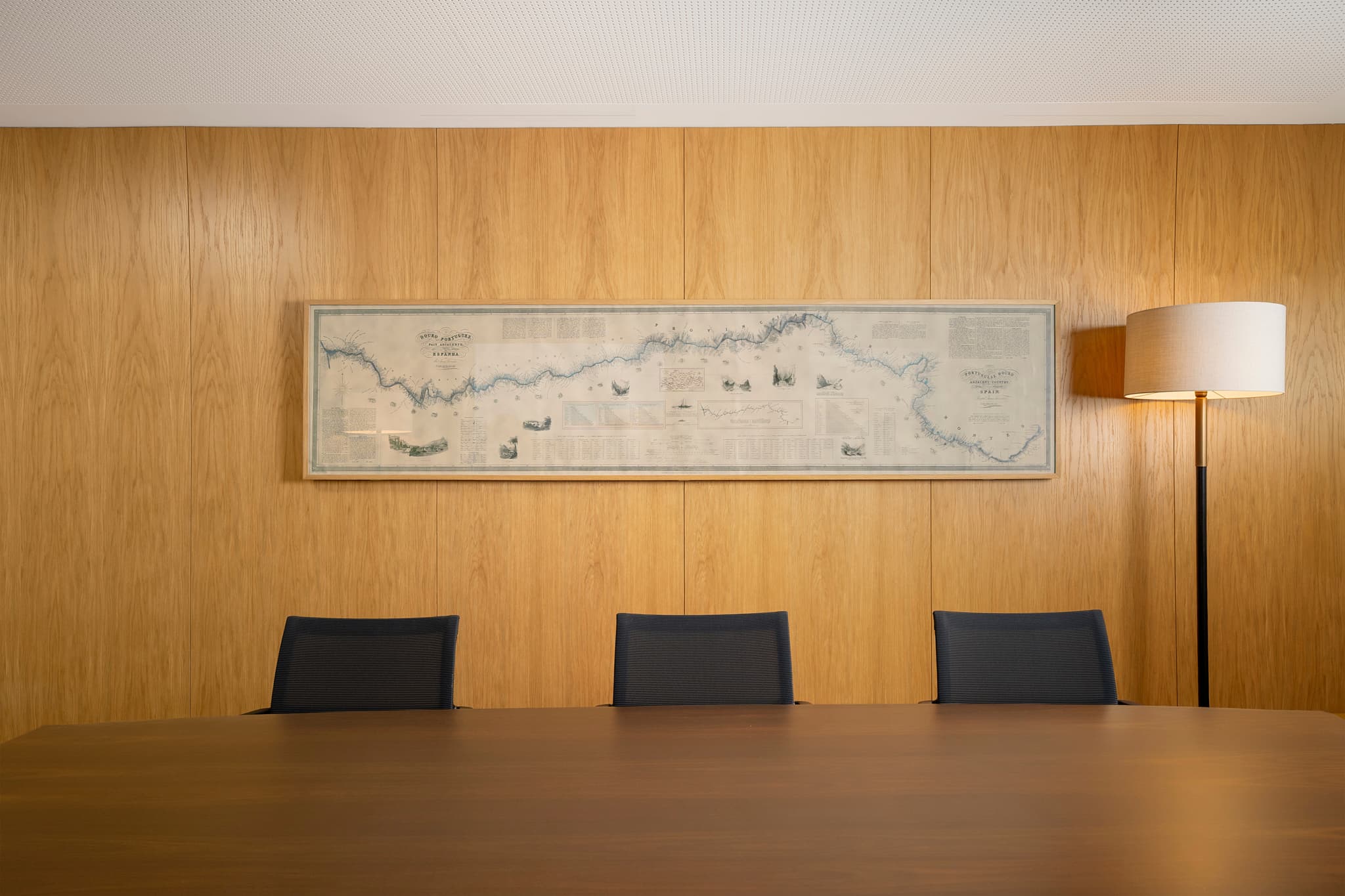Durham Agrellos Porto office — meeting room